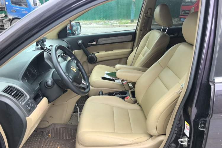 Used Honda CR-V 2010 2.4L automatic four-wheel drive luxury version Left Front Seat