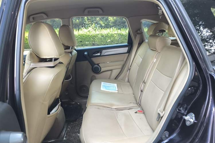 Used Honda CR-V 2010 2.0L automatic two-wheel drive urban version Left Rear Seat