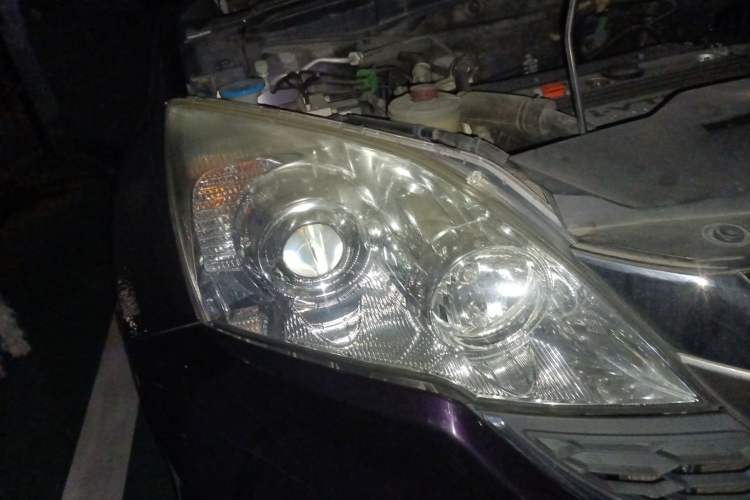 Used Honda CR-V 2010 2.4L automatic four-wheel drive luxury version Right Front Headlight