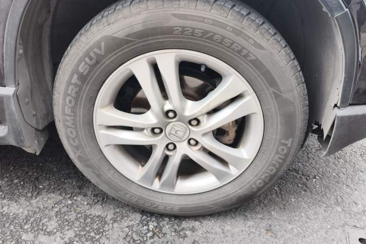 Used Honda CR-V 2010 2.4L automatic four-wheel drive luxury version Right Front Wheel Hub