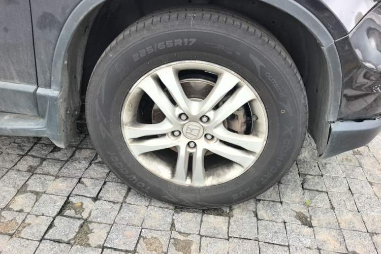 Used Honda CR-V 2010 2.4L automatic four-wheel drive luxury version Right Front Wheel Hub