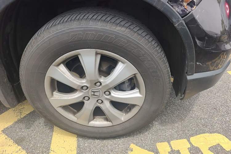 Used Honda CR-V 2010 2.0L Automatic Four-Wheel Drive Classic Edition Right Front Wheel Hub