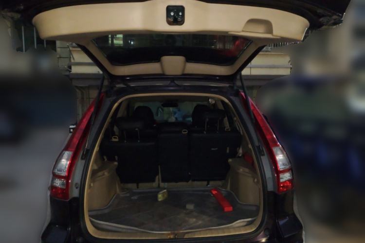 Used Honda CR-V 2010 2.0L automatic two-wheel drive urban version Trunk