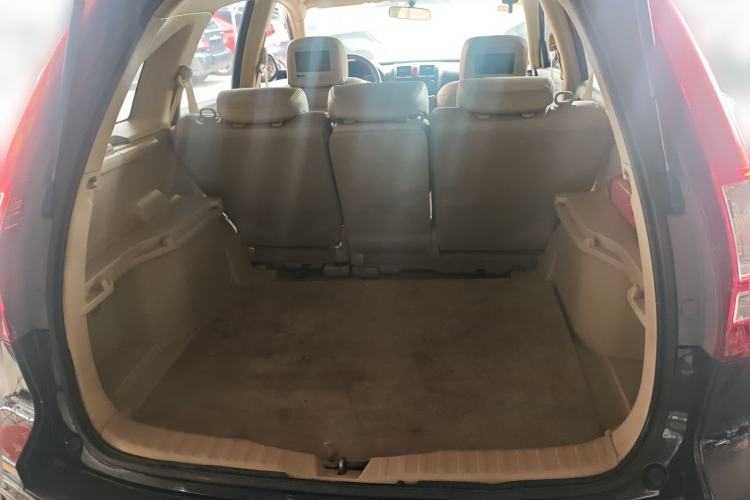 Used Honda CR-V 2010 2.0L automatic two-wheel drive urban version Trunk
