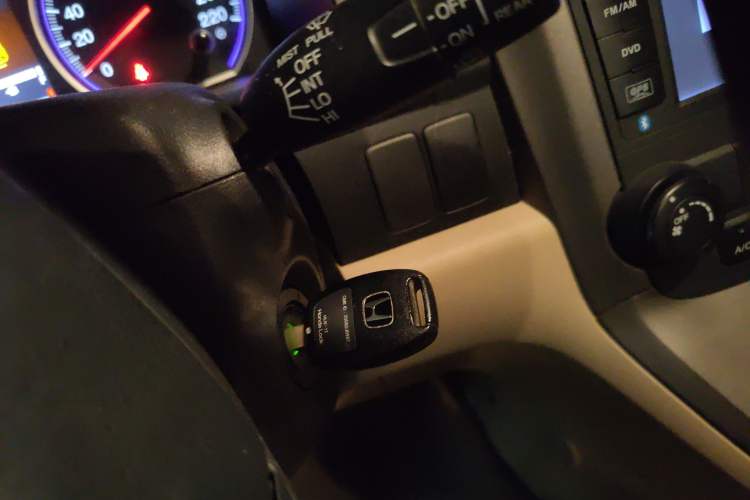 Used Honda CR-V 2010 2.0L Automatic Four-Wheel Drive Classic Edition Vehicle Key