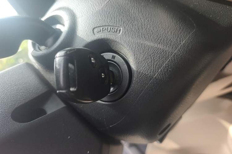 Used Honda CR-V 2010 2.0L Automatic Four-Wheel Drive Classic Edition Vehicle Key
