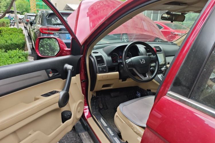 Used Honda CR-V 2010 2.4L automatic four-wheel drive luxury version Driver Seat