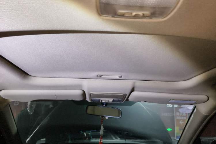 Used Honda CR-V 2010 2.4L automatic four-wheel drive luxury version Headliner