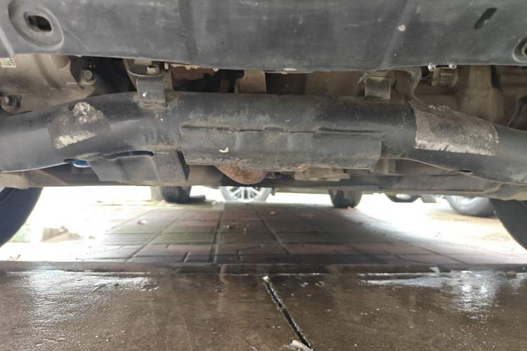 Used Honda CR-V 2010 2.0L Automatic Four-Wheel Drive Classic Edition Chassis Front