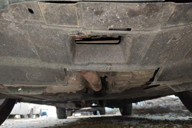 Used Honda CR-V 2010 2.0L automatic two-wheel drive urban version Chassis Front