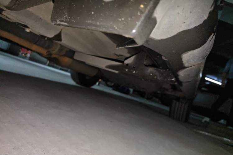 Used Honda CR-V 2010 2.4L automatic four-wheel drive luxury version Chassis Front Left