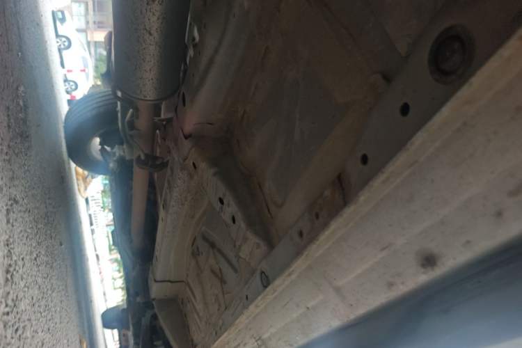Used Honda CR-V 2010 2.0L automatic two-wheel drive urban version Chassis Rear Right