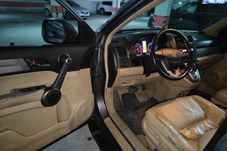 Used Honda CR-V 2010 2.4L automatic four-wheel drive luxury version Driver Seat