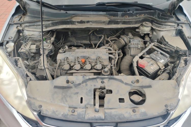 Used Honda CR-V 2010 2.0L automatic two-wheel drive urban version Engine Bay