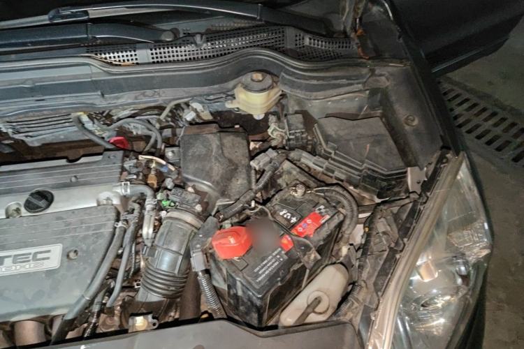 Used Honda CR-V 2010 2.4L automatic four-wheel drive luxury version Engine Bay Left