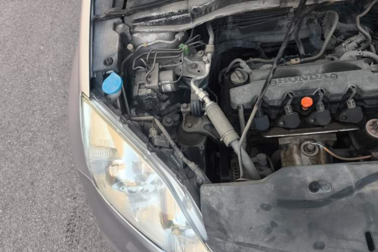 Used Honda CR-V 2010 2.0L Automatic Four-Wheel Drive Classic Edition Engine Bay Right