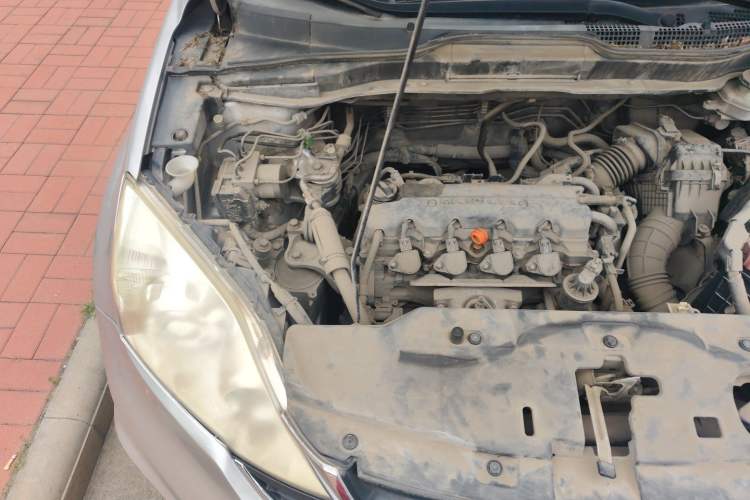 Used Honda CR-V 2010 2.0L automatic two-wheel drive urban version Engine Bay Right