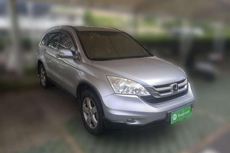 Used Honda CR-V 2010 2.0L manual two-wheel drive urban version Front Right 45 Deg