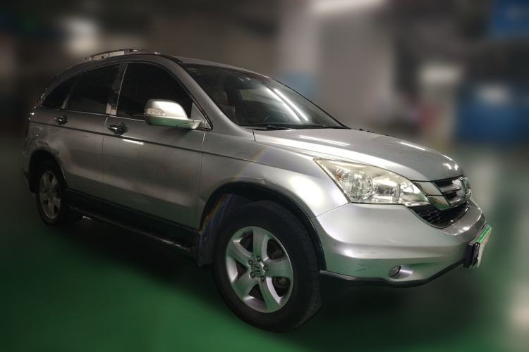 Used Honda CR-V 2010 2.0L automatic two-wheel drive urban version Front Right 45 Deg