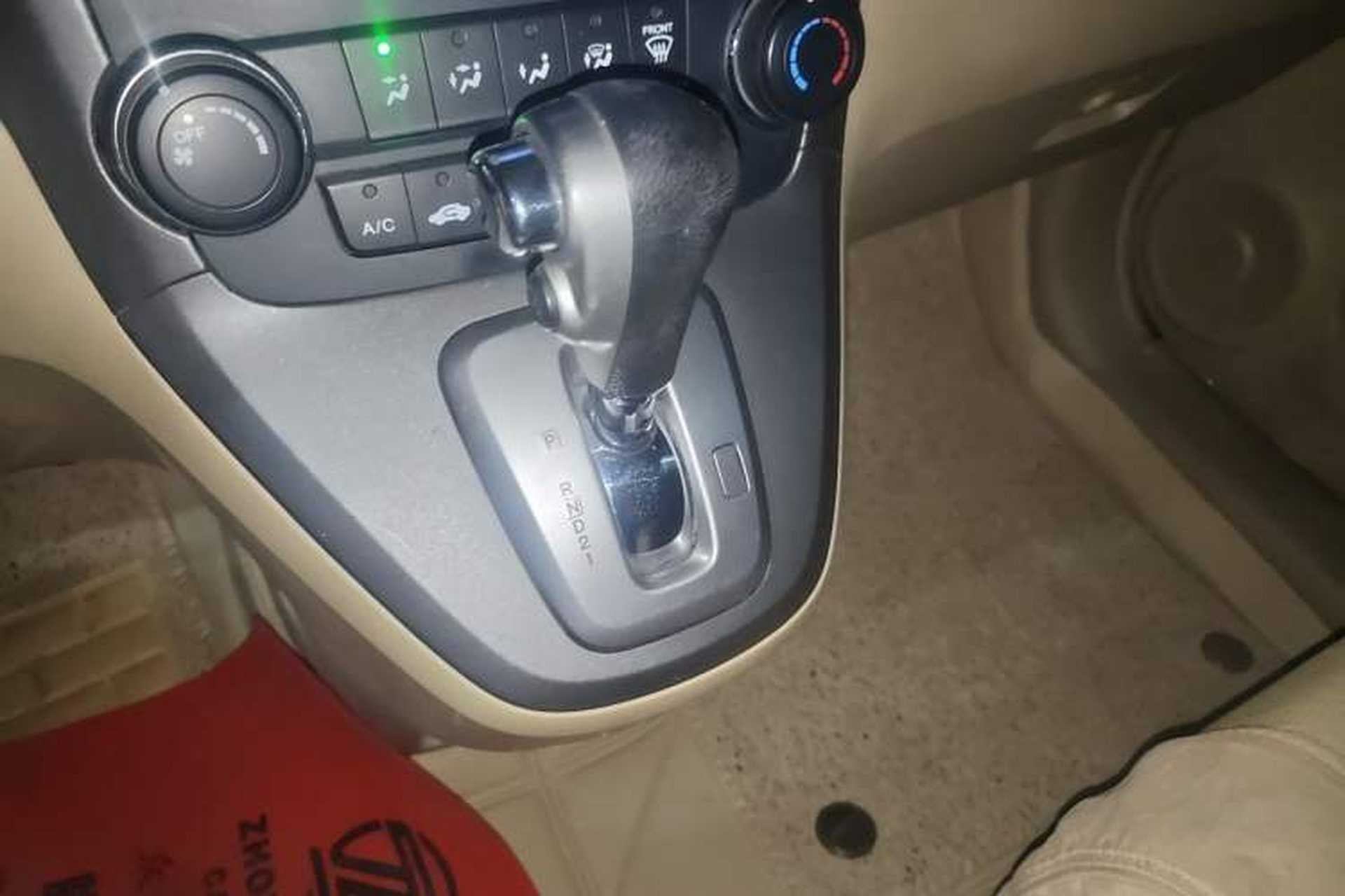 Used Honda CR-V 2010 2.0L Automatic Four-Wheel Drive Classic Edition Gear Lever