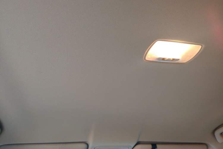 Used Honda CR-V 2010 2.0L automatic two-wheel drive urban version Headliner