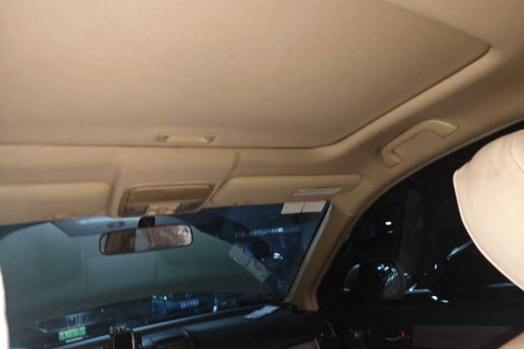 Used Honda CR-V 2010 2.0L Automatic Four-Wheel Drive Classic Edition Headliner
