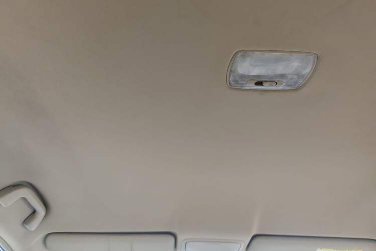 Used Honda CR-V 2010 2.0L automatic two-wheel drive urban version Headliner