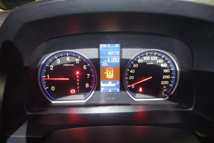 Used Honda CR-V 2010 2.0L automatic two-wheel drive urban version Instrument Cluster