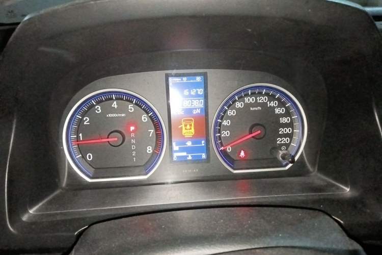 Used Honda CR-V 2010 2.4L automatic four-wheel drive luxury version Instrument Cluster