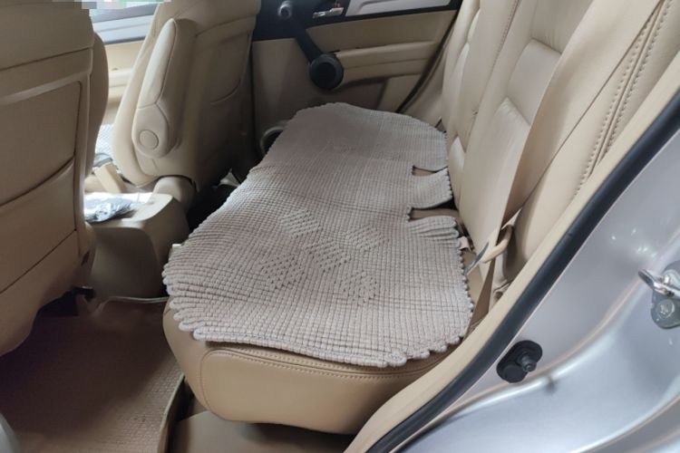 Used Honda CR-V 2010 2.0L automatic two-wheel drive urban version Interior 4