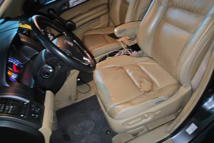 Used Honda CR-V 2010 2.4L automatic four-wheel drive luxury version Left Front Seat