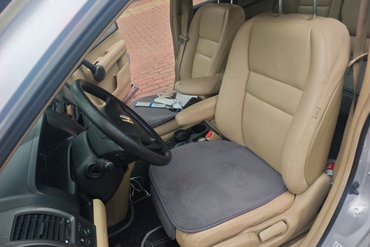 Used Honda CR-V 2010 2.0L automatic two-wheel drive urban version Left Front Seat
