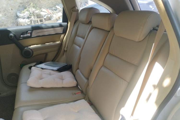 Used Honda CR-V 2010 2.0L Automatic Four-Wheel Drive Classic Edition Left Rear Seat