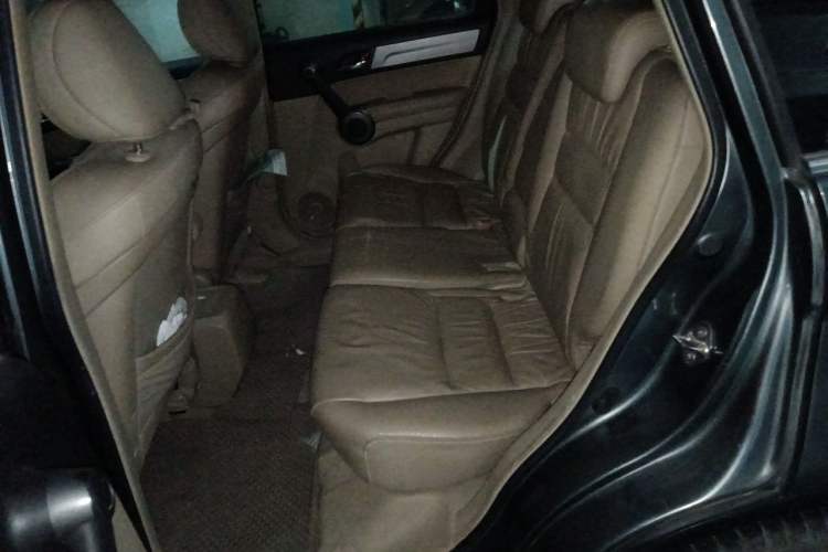 Used Honda CR-V 2010 2.4L automatic four-wheel drive luxury version Left Rear Seat