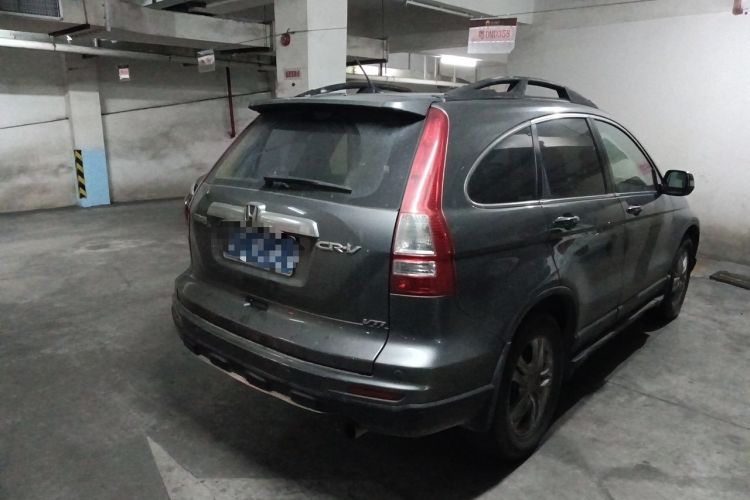 Used Honda CR-V 2010 2.4L automatic four-wheel drive luxury version Rear Right 45 Deg