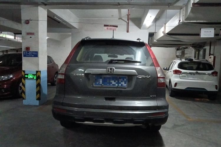 Used Honda CR-V 2010 2.4L automatic four-wheel drive luxury version Rear