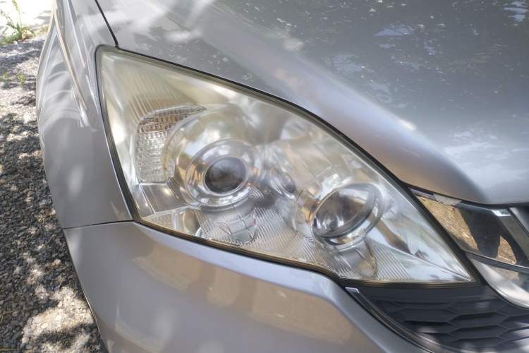Used Honda CR-V 2010 2.0L Automatic Four-Wheel Drive Classic Edition Right Front Headlight