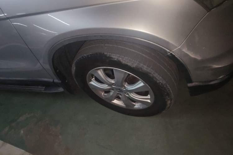 Used Honda CR-V 2010 2.0L Automatic Four-Wheel Drive Classic Edition Right Front Wheel Hub