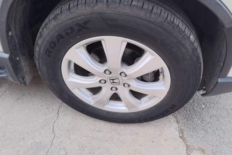 Used Honda CR-V 2010 2.0L Automatic Four-Wheel Drive Classic Edition Right Front Wheel Hub