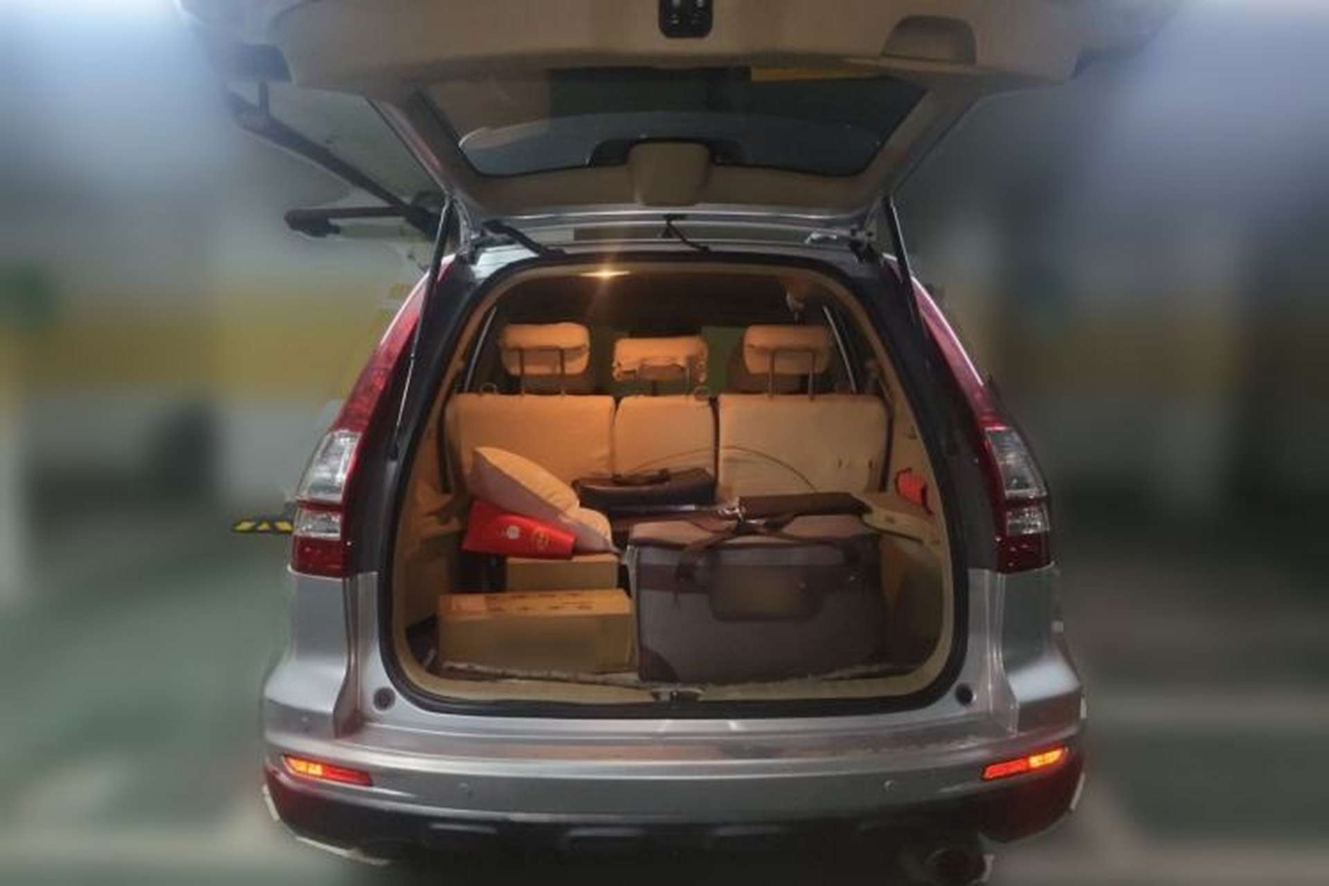 Used Honda CR-V 2010 2.0L Automatic Four-Wheel Drive Classic Edition Trunk