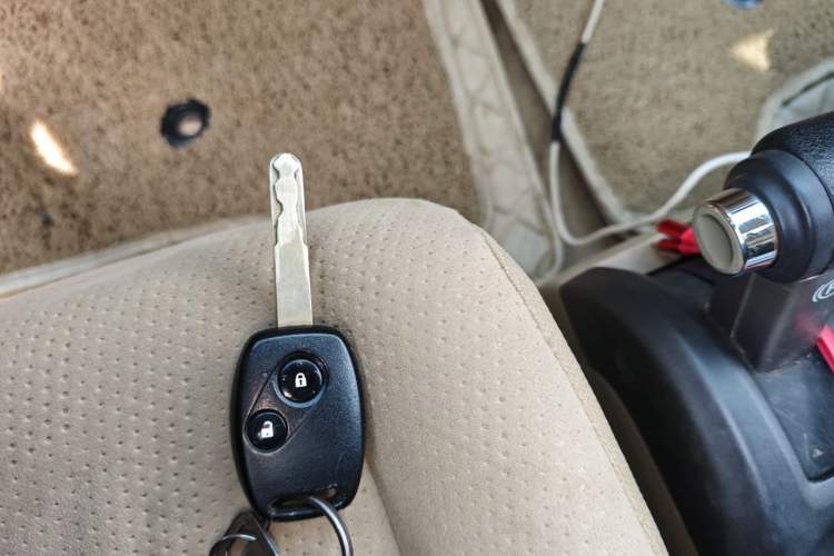 Used Honda CR-V 2010 2.0L Automatic Four-Wheel Drive Classic Edition Vehicle Key