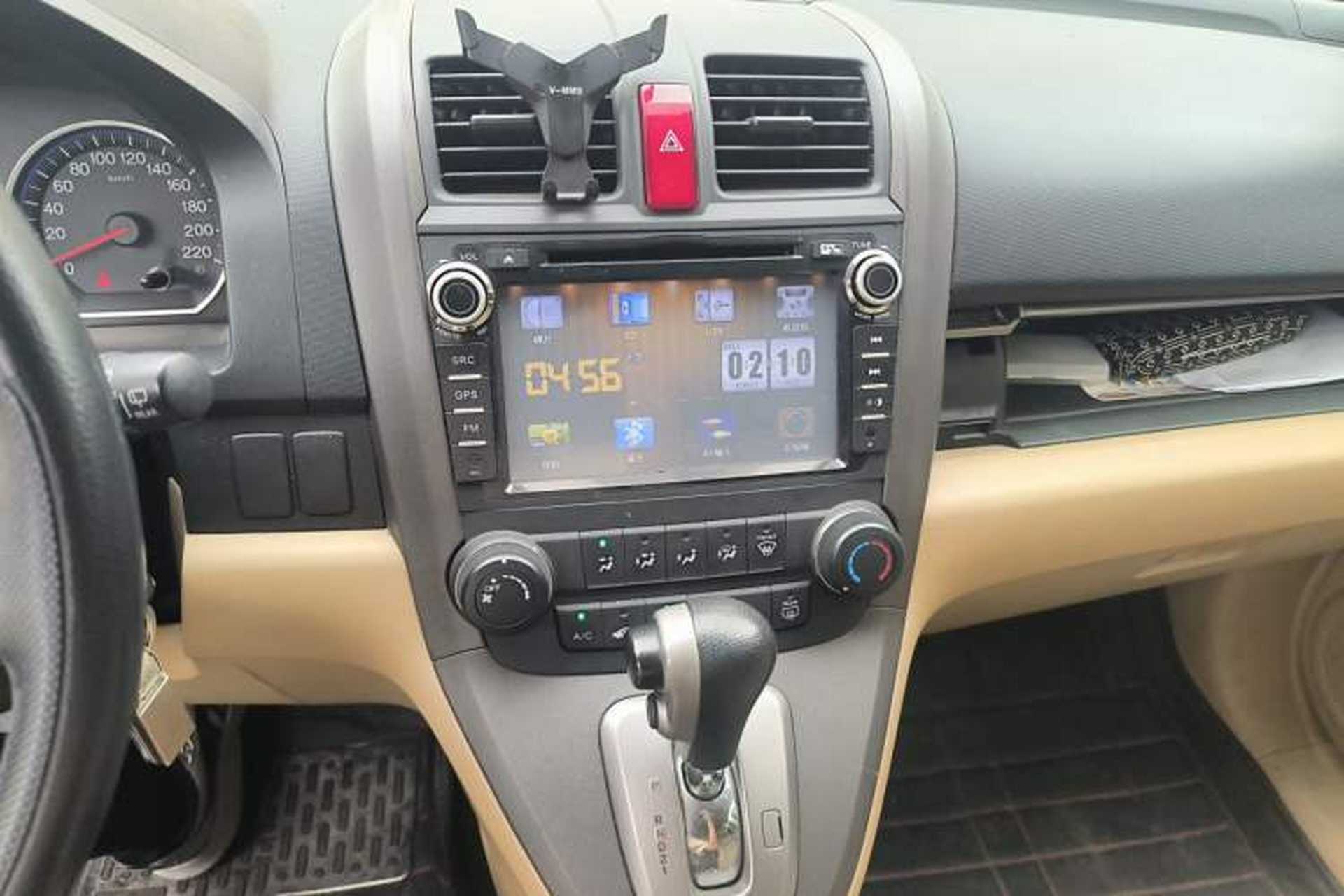 Used Honda CR-V 2010 2.0L automatic two-wheel drive urban version Audio And AC Panel