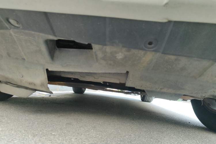 Used Honda CR-V 2010 2.4L automatic four-wheel drive luxury version Chassis Front