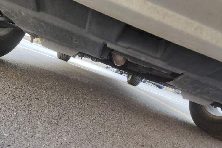 Used Honda CR-V 2010 2.0L automatic two-wheel drive urban version Chassis Front
