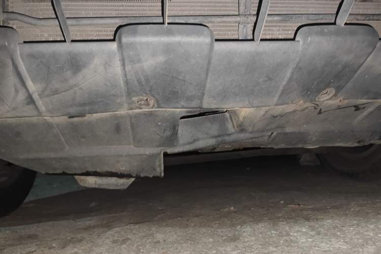 Used Honda CR-V 2010 2.4L automatic four-wheel drive luxury version Chassis Front