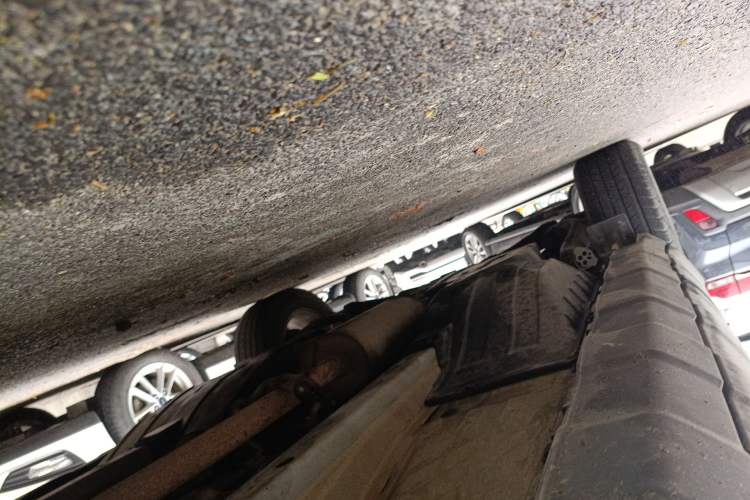 Used Honda CR-V 2010 2.0L Automatic Four-Wheel Drive Classic Edition Chassis Front Right