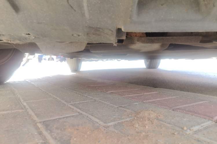 Used Honda CR-V 2010 2.0L automatic two-wheel drive urban version Chassis Front