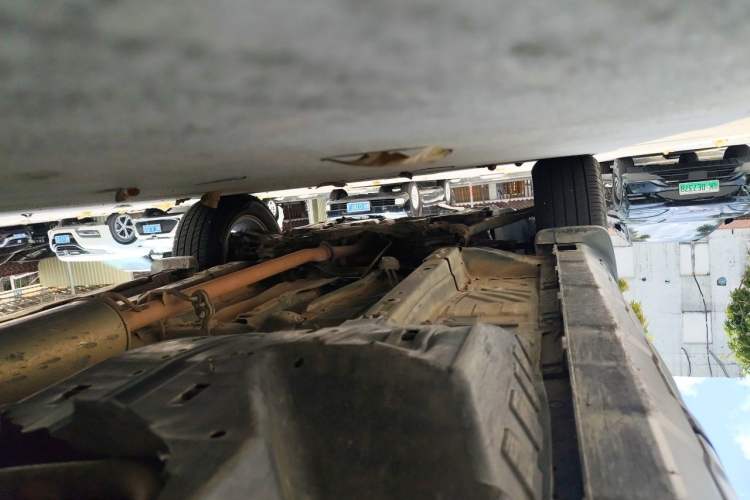 Used Honda CR-V 2010 2.0L automatic two-wheel drive urban version Chassis Rear Left