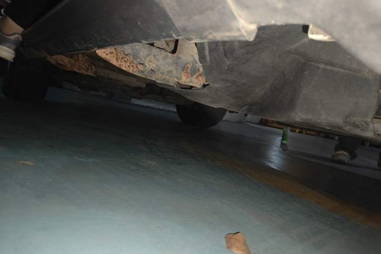 Used Honda CR-V 2010 2.0L automatic two-wheel drive urban version Chassis Rear Left