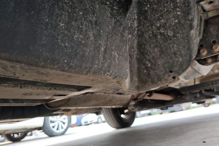 Used Honda CR-V 2010 2.0L automatic two-wheel drive urban version Chassis Rear Right
